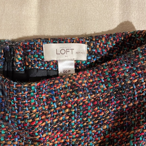 LOFT Petites Tweed Pencil Skirt - Picture 2 of 2